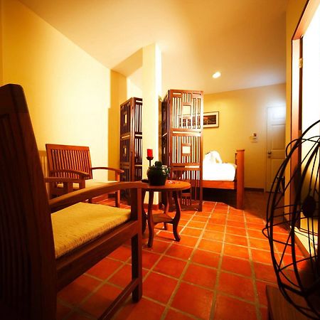Siamese Views Lodge Бангкок Экстерьер фото