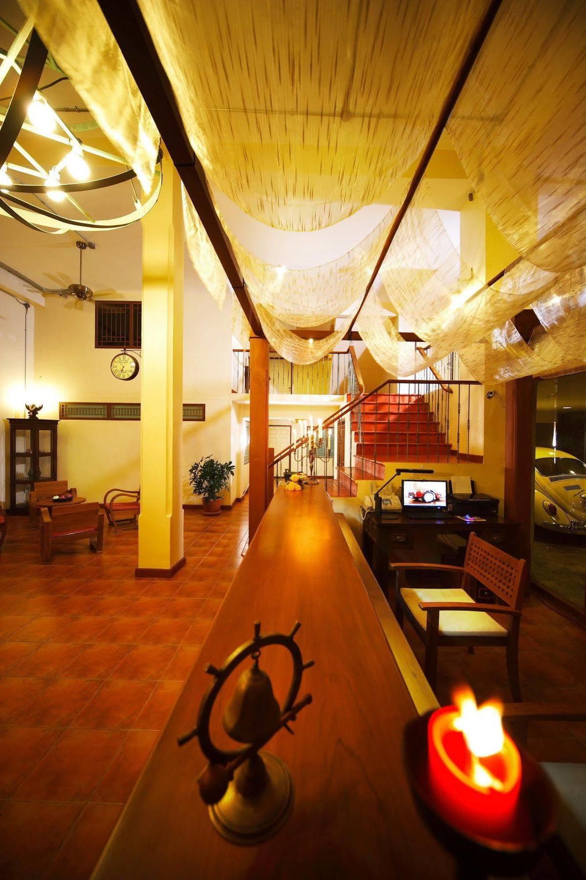 Siamese Views Lodge Бангкок Экстерьер фото
