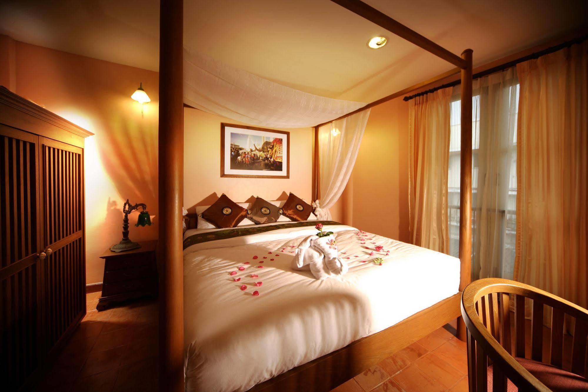 Siamese Views Lodge Бангкок Экстерьер фото